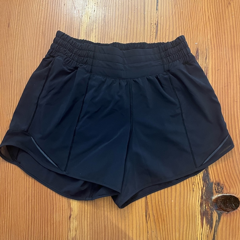 Hotty Hot High-Rise Lined Short 4"